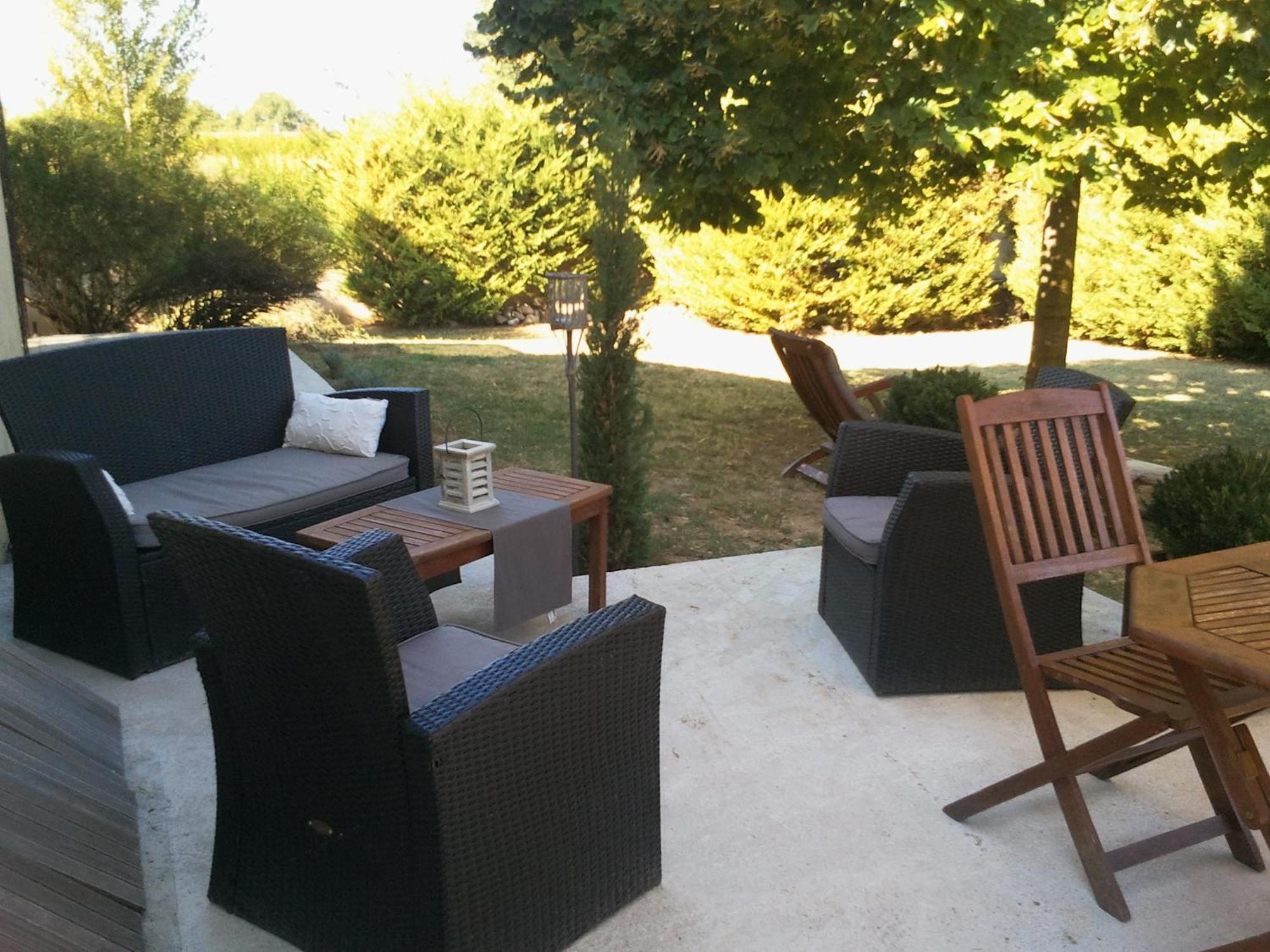 Les Chambres D'Hotes De La Ferrage La Tour-dʼAigues Εξωτερικό φωτογραφία