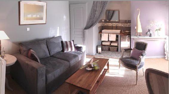 Les Chambres D'Hotes De La Ferrage La Tour-dʼAigues Εξωτερικό φωτογραφία