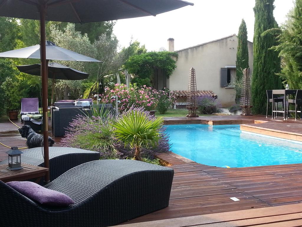 Les Chambres D'Hotes De La Ferrage La Tour-dʼAigues Εξωτερικό φωτογραφία